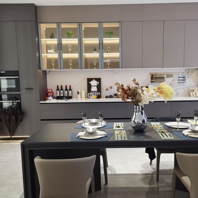 ຕູ້ເກັບມ້ຽນອາຫານເຮັດແນວໃດເຮັດໃຫ້ສະຖານທີ່ຢູ່ໃນເຮືອນທີ່ທັນສະໄຫມ?